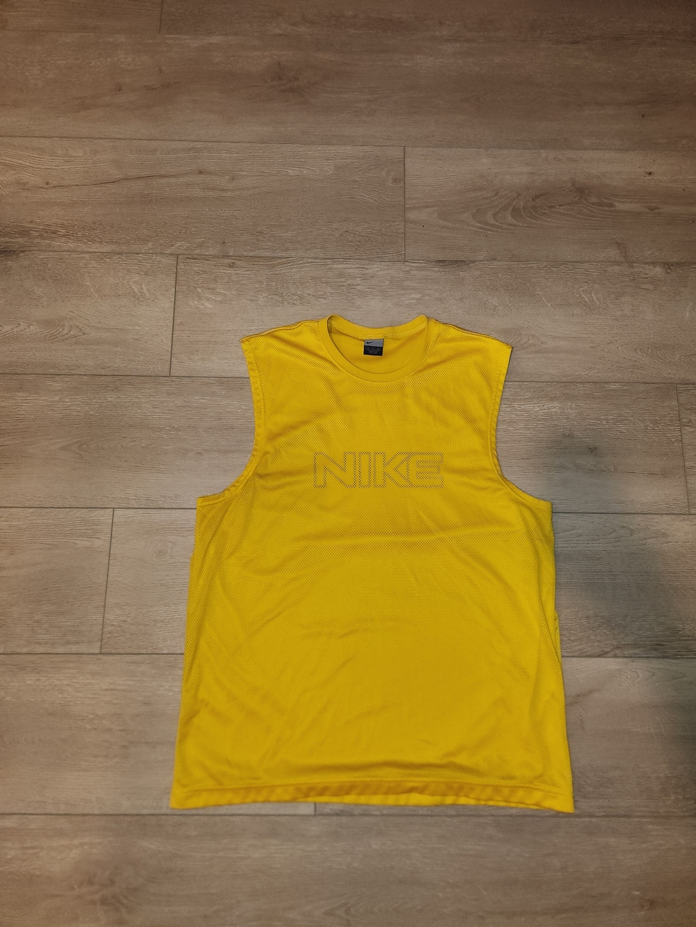 Vintage Y2K Nike Men’s Silver Tag Spell out Mesh Jersey Yellow Tank Top Sz Large